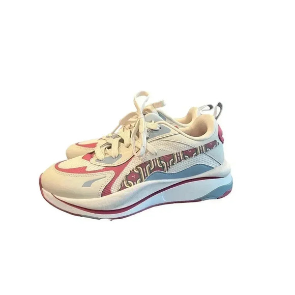 PUMA  RS CURVES women’s 8.5 - Picture 2 of 9
